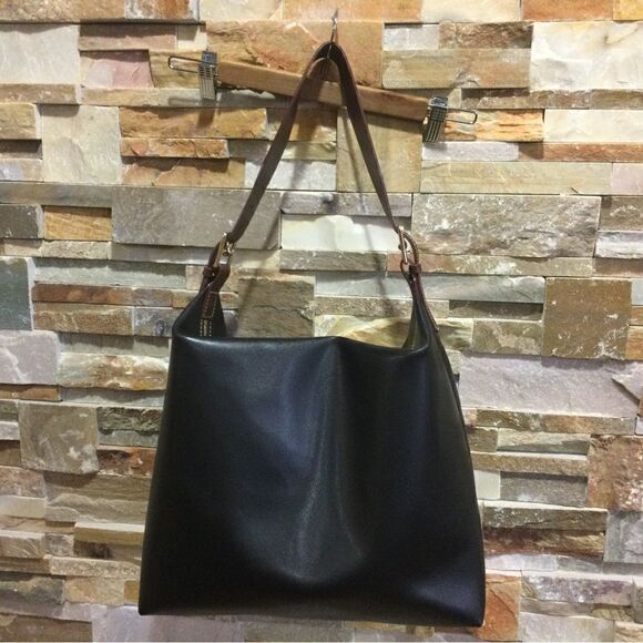 DOONEY & BOURKE Shoulder Bag - Picture 3 of 13